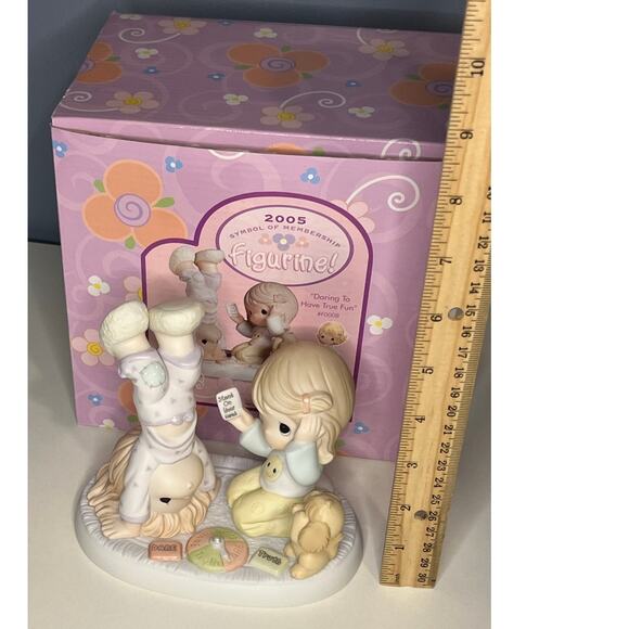 Vintage Precious Moments "Collectors' Club - Daring To Have True Fun!" - Picture 7 of 8
